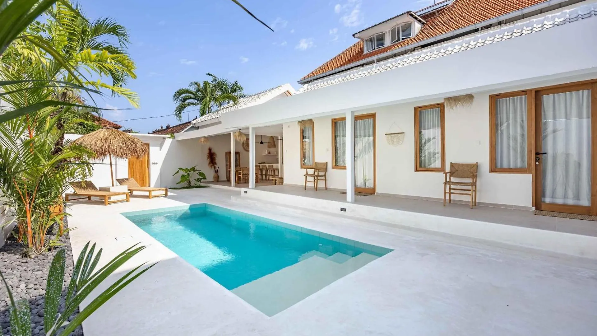 Casa Kokoon - New Bright & Quiet 2Br Mertanadi Seminyak With Private Pool And Parking Indonesia