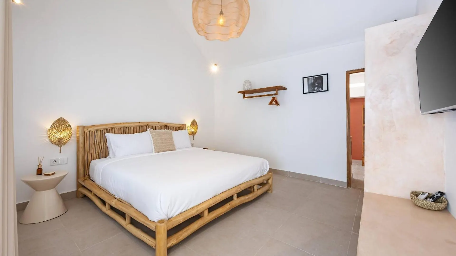 Villa Casa Kokoon - New Bright & Quiet 2Br Mertanadi Seminyak With Private Pool And Parking