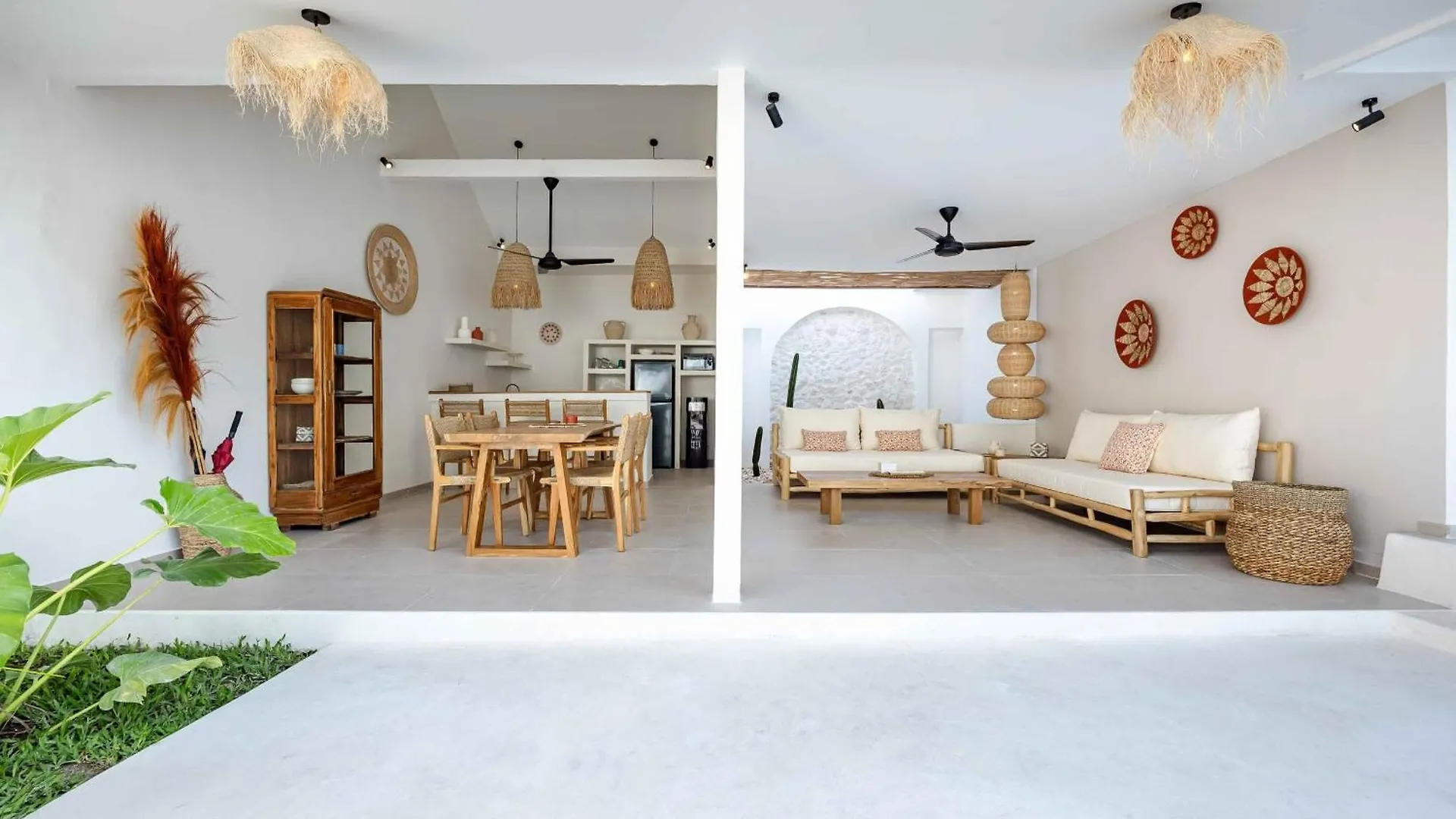 Villa Casa Kokoon - New Bright & Quiet 2Br Mertanadi Seminyak With Private Pool And Parking